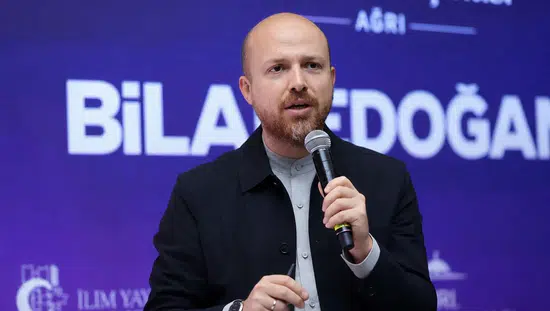 Bilal Erdoğan Ağrı'da gençlere tarih bilinci çağrısı yaptı