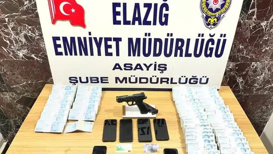 Banka görevlisi kılığındaki dolandırıcılara operasyon