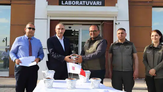 Elazığ’da laboratuvar ortamında yetişen endemik bitkiler doğaya dönüyor