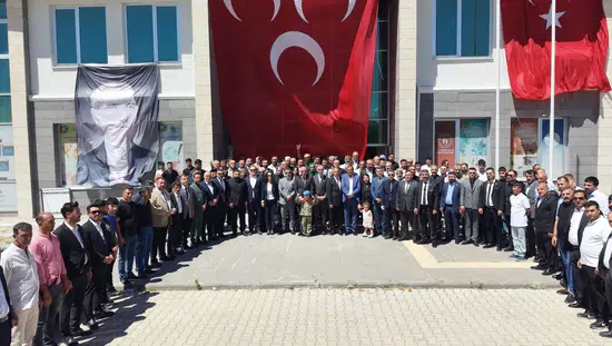 MHP'li Işıkver'den İYİ Parti mitingindeki sloganlara sert tepki