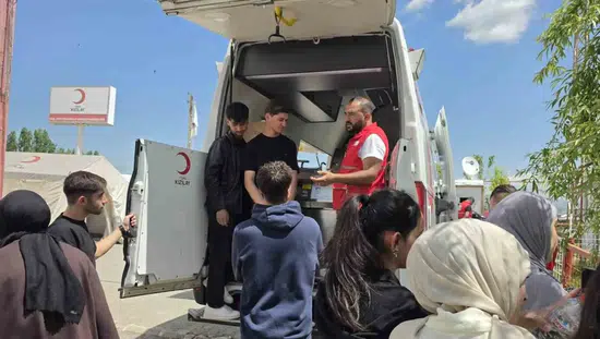 Muşlu gençler Kızılay’ın lojistik merkezini yakından inceledi