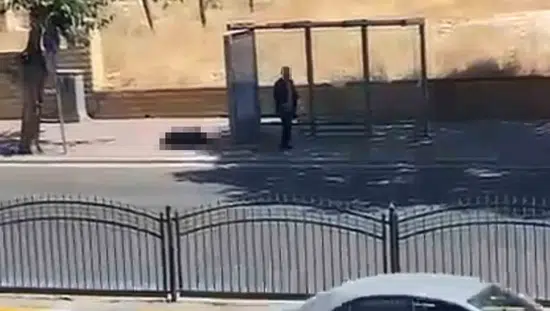 Şanlıurfa'da durakta bekleyen kadına silahlı saldırı düzenlendi