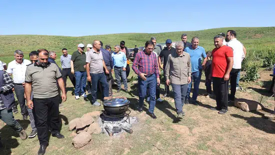 Bingölün yüksek yaylaları huzurla birlikte yeniden üretimin kalbi haline geldi