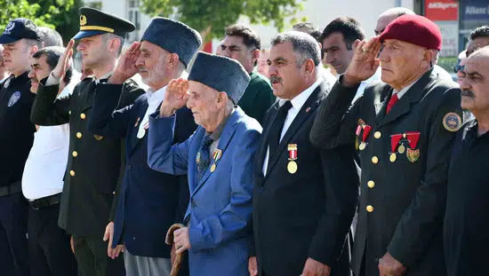 Birecik halkı kurtuluş mücadelesinin 106. yılını coşkuyla kutladı