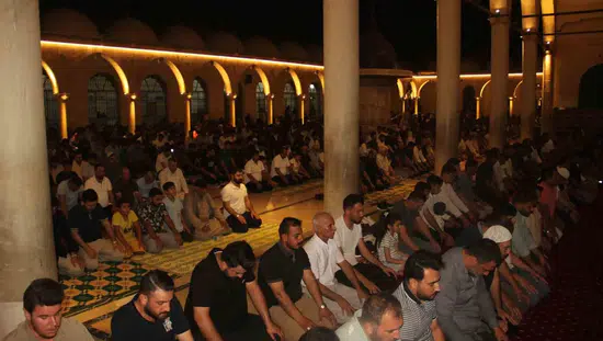 Şanlıurfa'da Mevlid Kandili'nde tarihi camiler doldu taştı