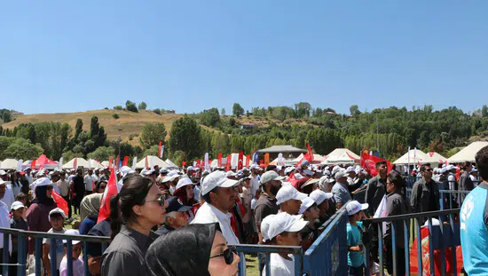 Erdoğan Kan tüccarları ve terörden nemalananlar kaybedecek