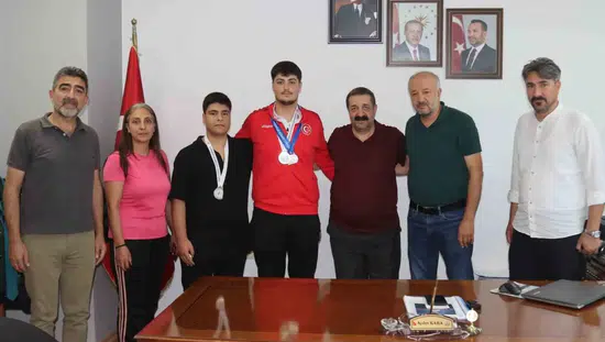 Elazığlı sporcu Ali Asaf Çiçek Avrupa ikincisi olarak gümüş madalya kazandı