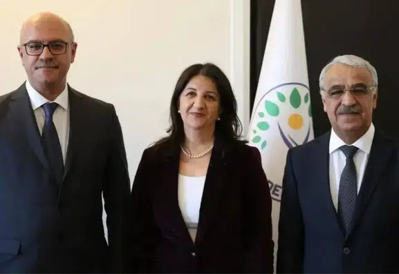 DEM Parti İmralı heyeti yeniden adaya gidiyor: Öcalan’la kritik görüşme