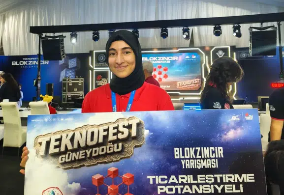 Mardinli yazılımcı Gazali TEKNOFEST’te Türkiye birincisi oldu