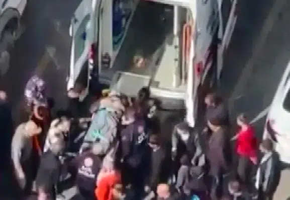 Elazığ'da kamyonun çarptığı yaya ağır yaralandı