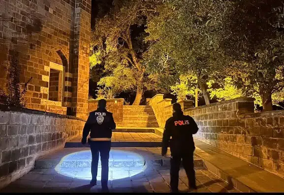 Ahlat genelinde huzur ve asayiş denetimleri aralıksız sürüyor