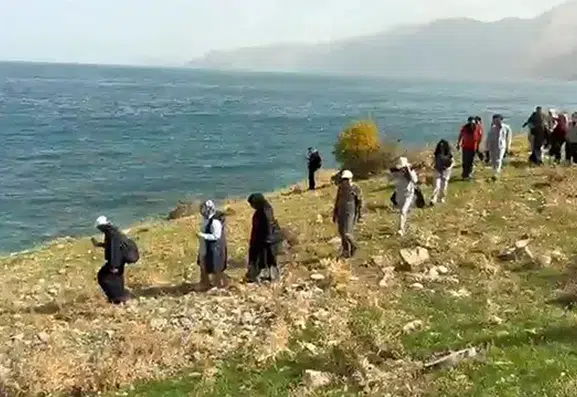 Van Gölü kıyılarında doğa ve çevre farkındalığı etkinliği