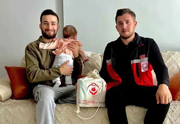 Sason'da yeni anne ve babalara bebek bakım desteği