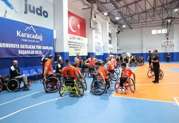 Göbeklitepe Tekerlekli Sandalye Basketbol Turnuvası'nda heyecan dolu anlar yaşanıyor