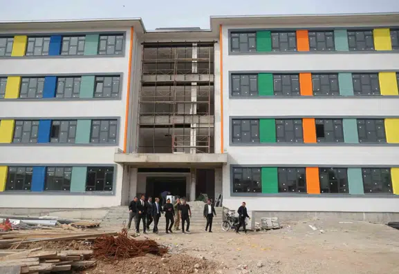 Cizre Kaymakamı Baycar eğitim yatırımlarını inceledi