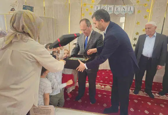 Silopi'de minik öğrenciler bedi besmele ile eğitim hayatına adım attı