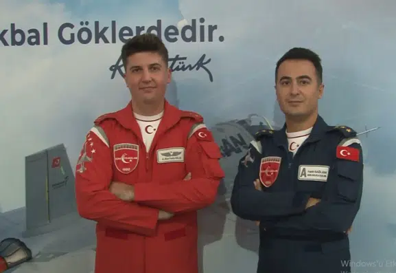 Türk Yıldızları Şanlıurfa semalarında unutulmaz bir gösteriye imza attı
