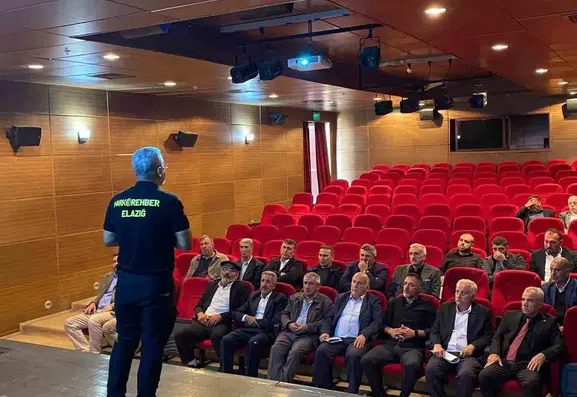 Elazığlı muhtarlar uyuşturucuyla mücadele konusunda özel eğitimden geçti