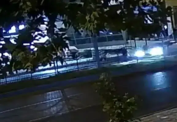 Batman'da yaya geçidindeki kaza güvenlik kamerasına yansıdı
