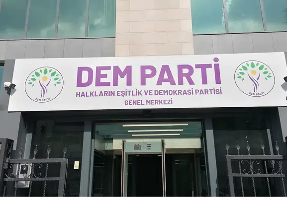DEM Parti'den AK Parti'ye geçiş iddialarına yalanlama: "Gerçeği yansıtmıyor"