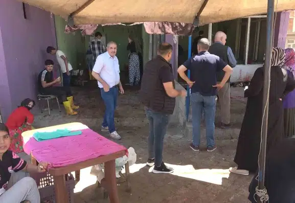 Diyarbakırda bayram sabahı kurban kesim telaşı başladı