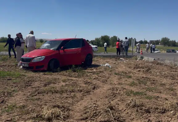 Suruç çevreyolundaki kavşak kazasında iki kişi yaralandı