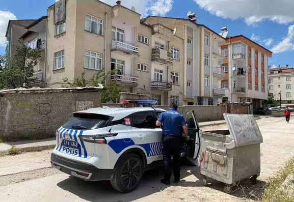 Elazığ’da balkondan düşen çocuk hastanelik oldu