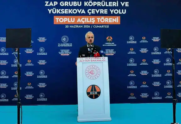 Hakkari’de ulaşım yatırımlarıyla yollar kısalıyor ve güvenli hale geliyor
