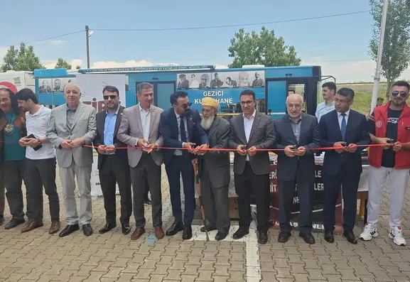 Muşlu öğrenciler tarihe yön veren kahramanları sahneye taşıdı