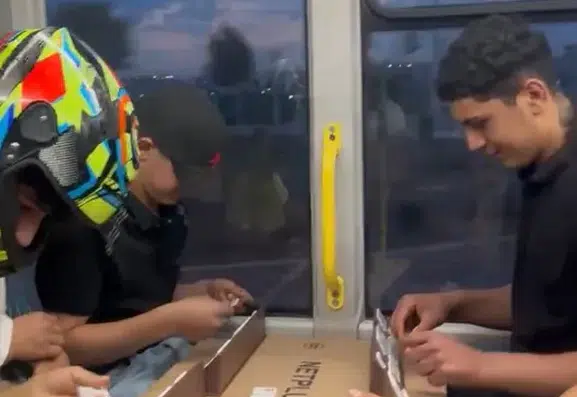 Diyarbakır otobüsünde okey masası keyfi