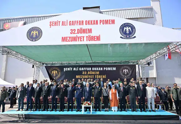 Diyarbakır’da yeni polisler görevine başladı