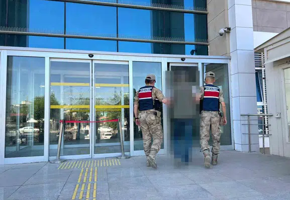 Siverek jandarmasından aranan firari hükümlüye operasyon