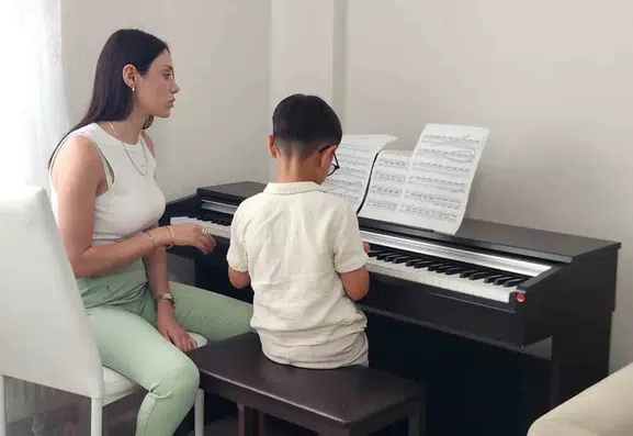 Tunceli’nin minik piyanisti dünyaca ünlü isimleri örnek alıyor