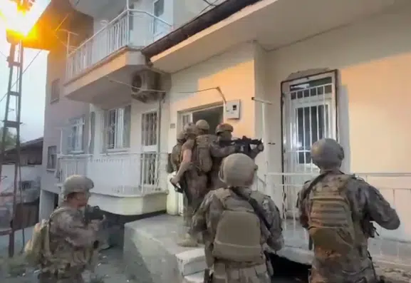 DEAŞ'ın para trafiğine 21 ilde büyük darbe