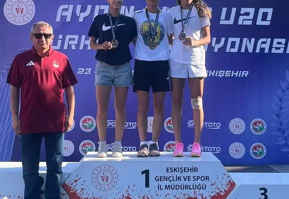 Muşlu Elif Akçiçek Türkiye şampiyonu oldu