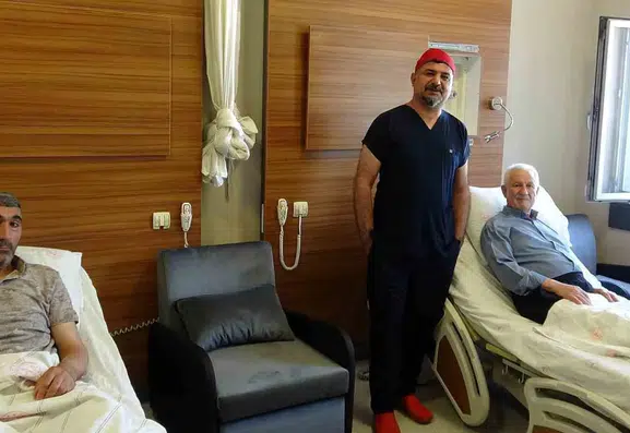 Van Eğitim ve Araştırma Hastanesinde Kalp Ameliyatları Artık Küçük Kesilerle Yapılıyor