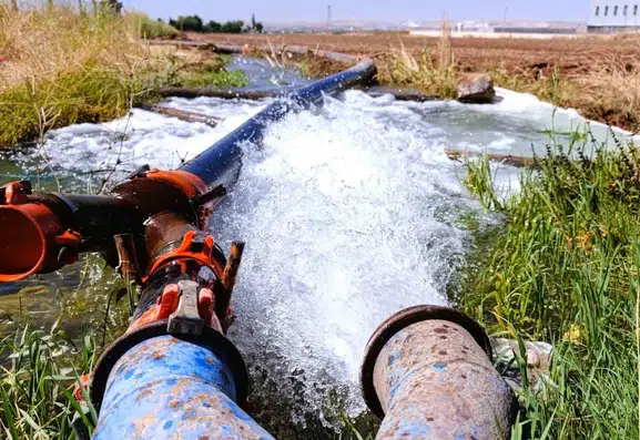Şanlıurfa'da elektrik borcunu ödemeyen sulama birliklerinin enerjisi kesildi