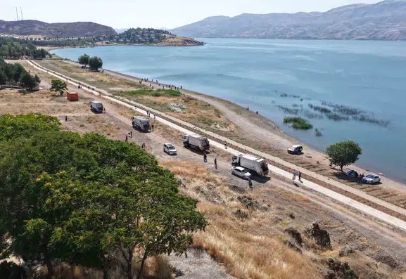 Hazar Gölü kıyılarını temizlemek için büyük seferberlik başlatıldı