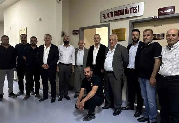 Yüksekovalı iş insanından hastaneye vefat eden ağabeyi anısına tıbbi donanım desteği