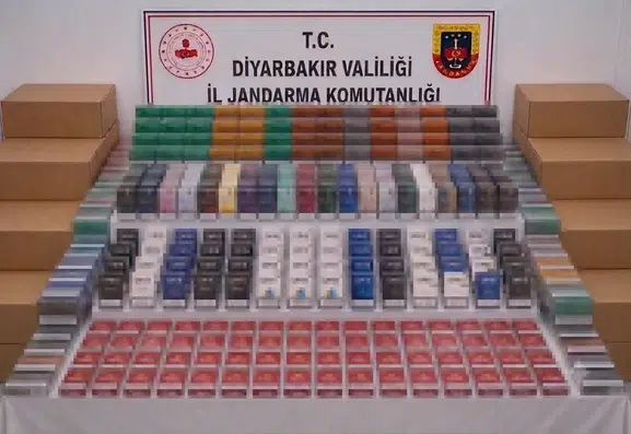 Diyarbakır genelinde düzenlenen operasyonlarda çok sayıda kaçak ürüne el konuldu