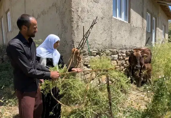 Hakkari'de geçim kaynağını kaybeden aileye devlet ve hayırseverlerden büyük destek