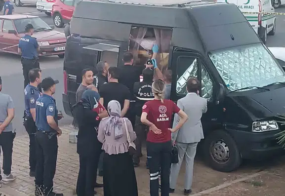 Şanlıurfa'da karavan içinde yabancı uyruklu bir kişinin cansız bedeni bulundu
