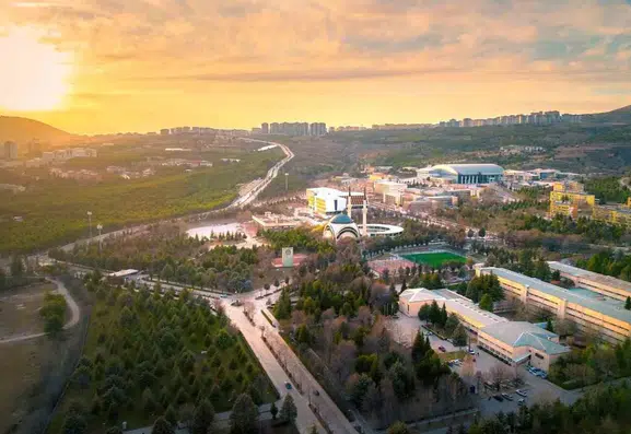 Fırat Üniversitesi Rektörü Göktaş adaylara tercih tavsiyelerinde bulundu