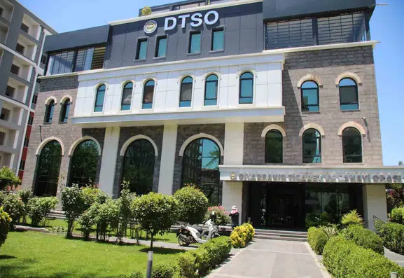 Siyasi parti liderlerine mektup gönderen DTSO barış için yasa çağrısı yaptı