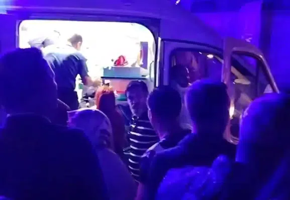 Keban'da festival alanında led ekran devrildi, 5 kişi yaralandı