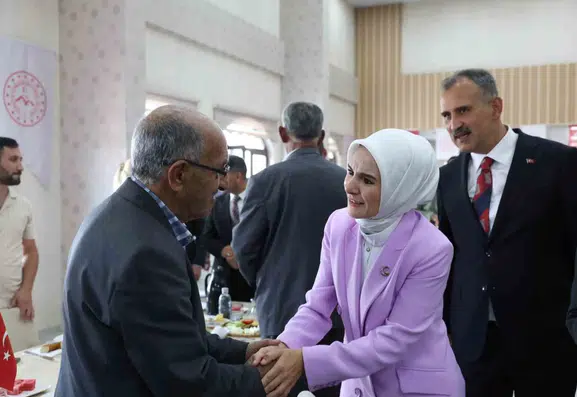 Ağrı'da Şehit Yakınları ve Gazilerle Buluşan Bakan Göktaş'tan Önemli Müjdeler