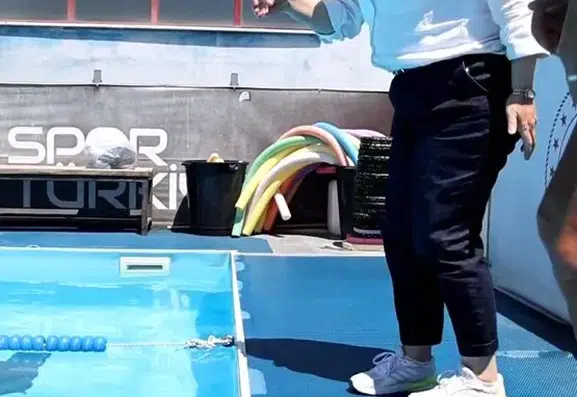 Elazığ halkı havuzlara gönül rahatlığıyla giriyor