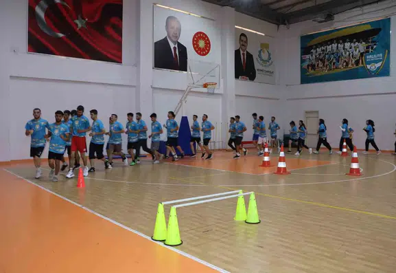 Haliliye Belediyesi gençlerin spor ve polislik sınavı hayallerine kapı açıyor