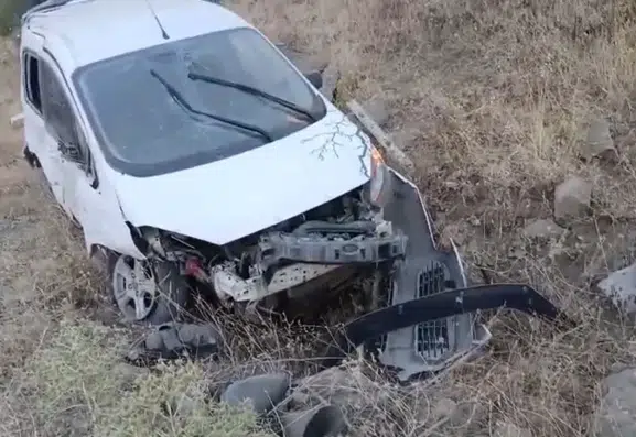 Batman Sason ilçesinde trafik kazası sonucu bir kişi hastaneye kaldırıldı