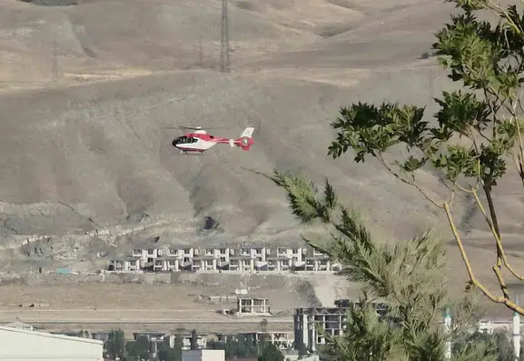 Bahçesaraydan havalanan helikopter hamile hastayı Van merkezine ulaştırdı